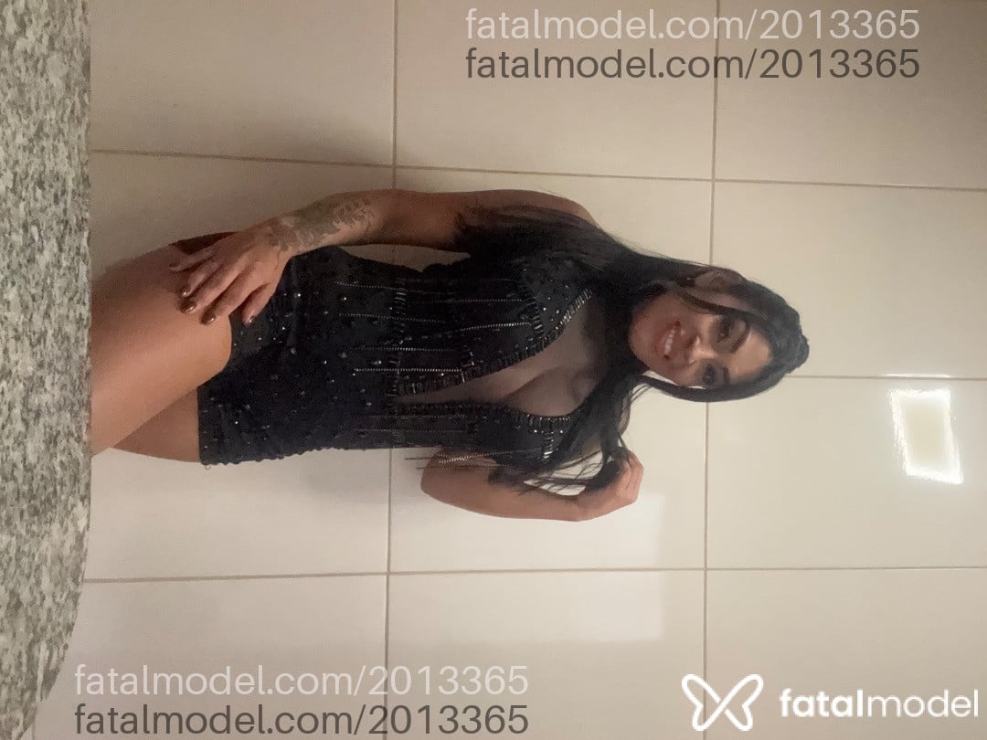 Acompanhante mulher morena (o) de olhos pretos em Florianópolis - Sabrina