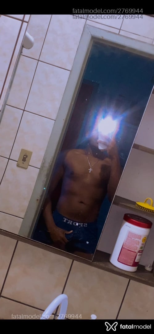 Acompanhante homem morena (o) de olhos pretos em Florianópolis - Morenoo