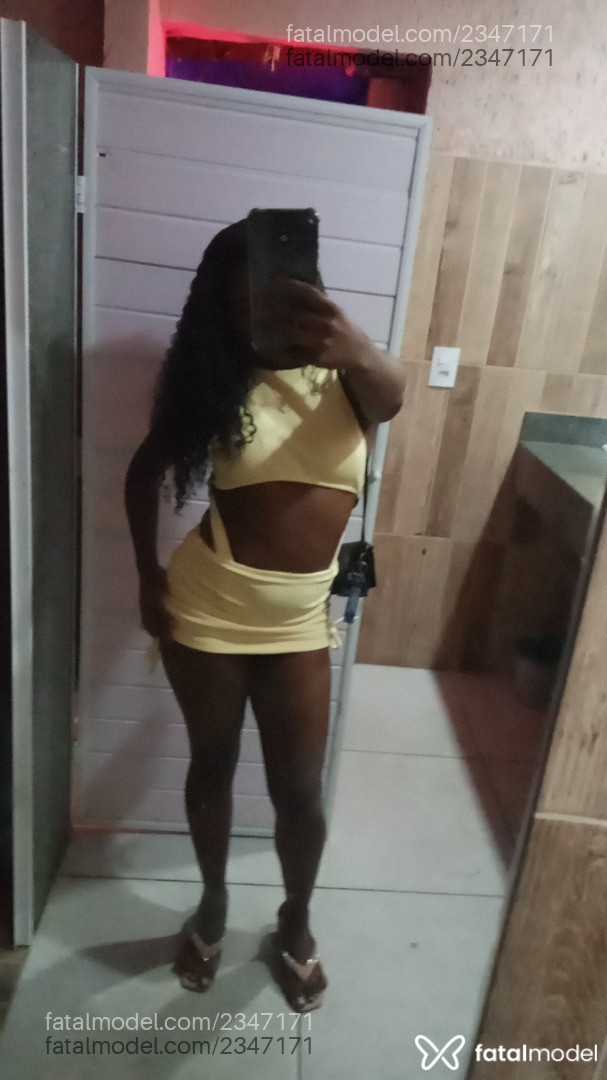 Acompanhante mulher com cabelo castanho de olhos castanhos em Aperibé - Patrícia