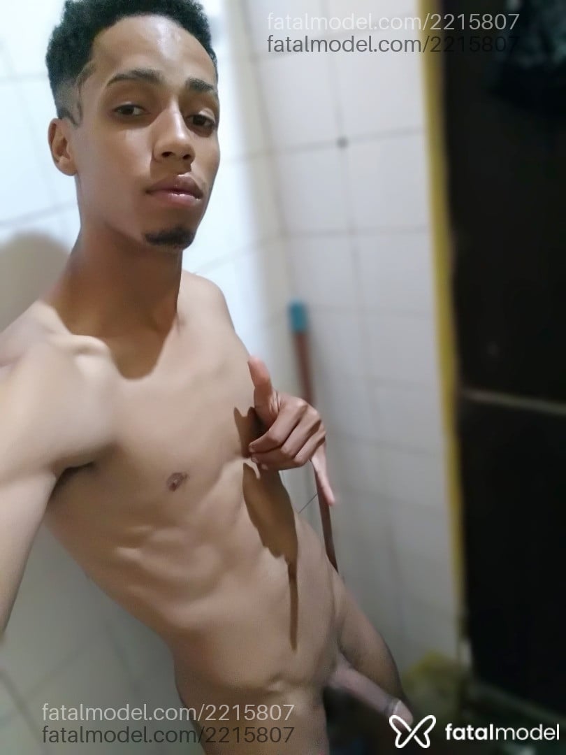 Acompanhante homem com cabelo castanho de olhos castanhos em Igarassu - Luelsson