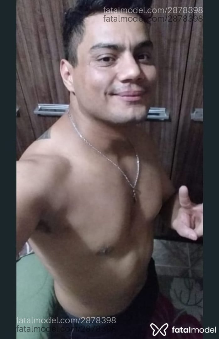 Acompanhante homem morena (o) de olhos pretos em Rio de Janeiro - Henrique