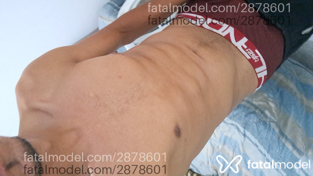 Acompanhante homem morena (o) de olhos pretos em Florianópolis - Solteiroawr