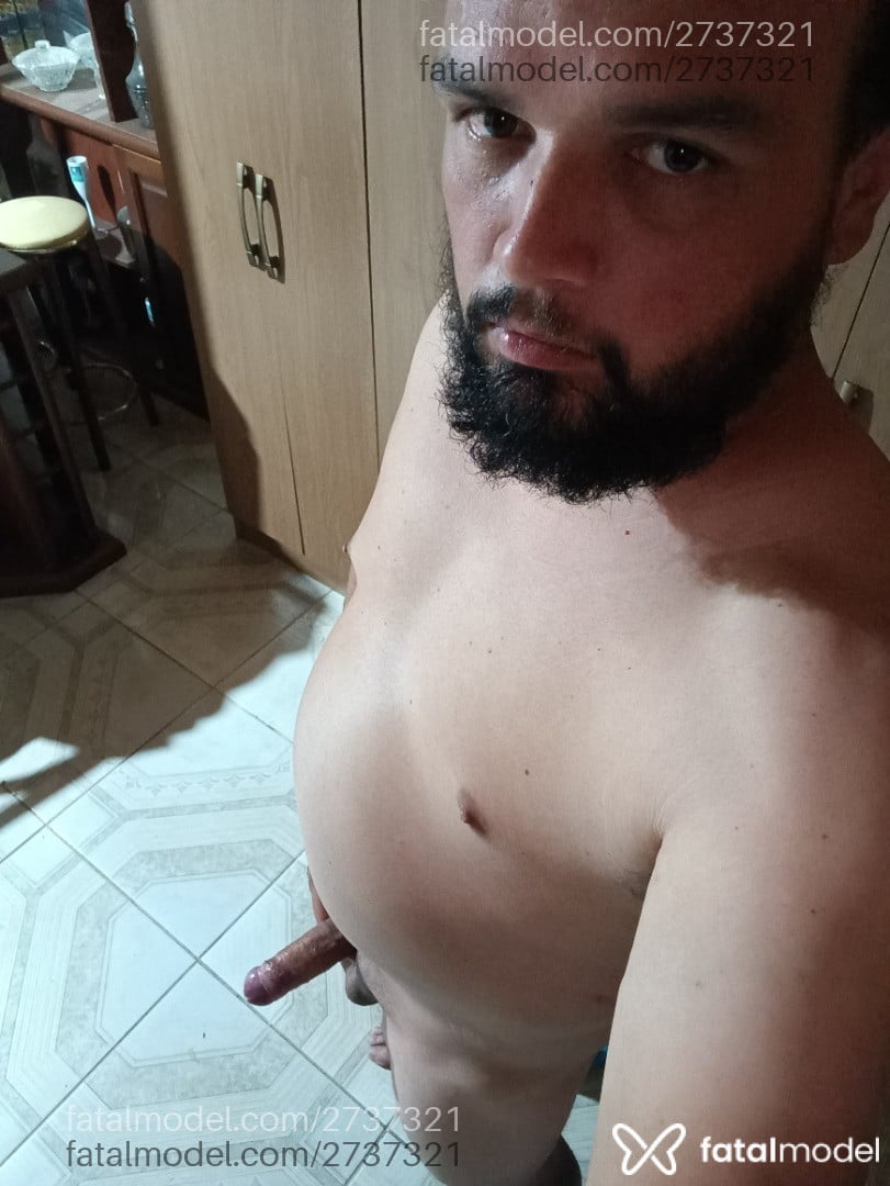 Acompanhante homem com cabelo castanho de olhos castanhos em Bagé Acompanhante homem com cabelo castanho de olhos castanhos em Bagé - Rafael