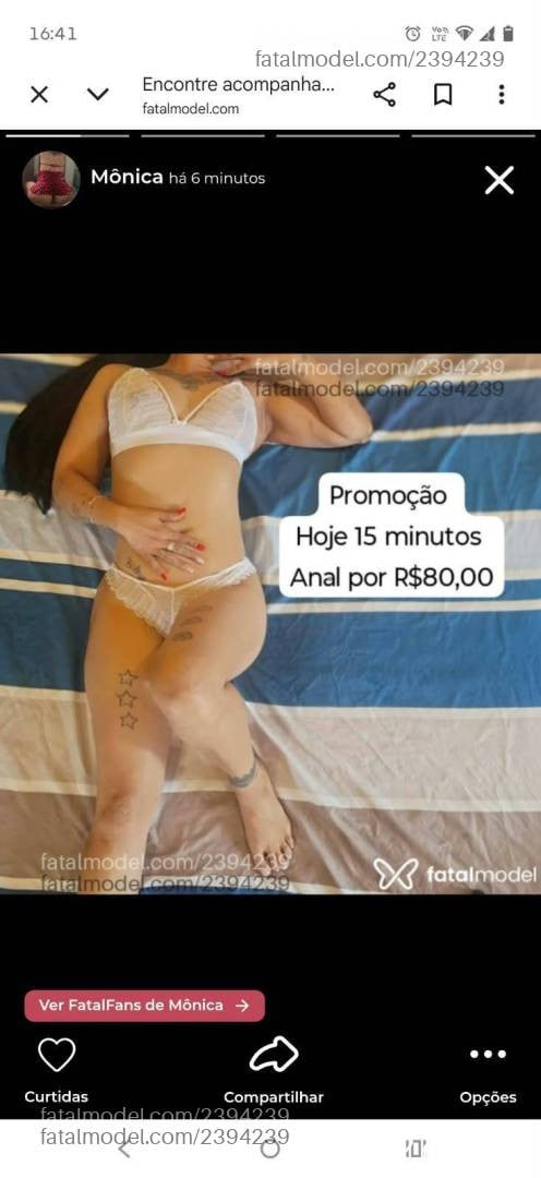 Acompanhante mulher ruiva (o) de olhos castanhos - Mônica