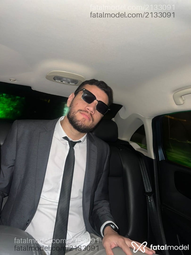 Acompanhante homem morena (o) de olhos mel em Cascavel - Gustavo Bruinsma