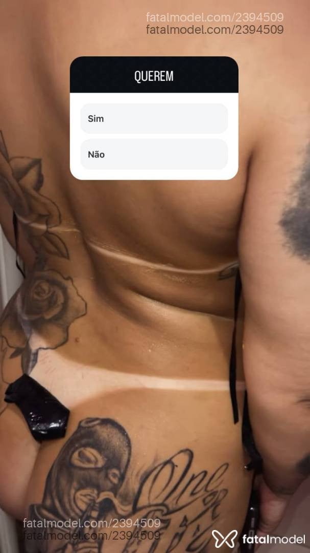 Acompanhante mulher morena (o) de olhos castanhos - Larissa