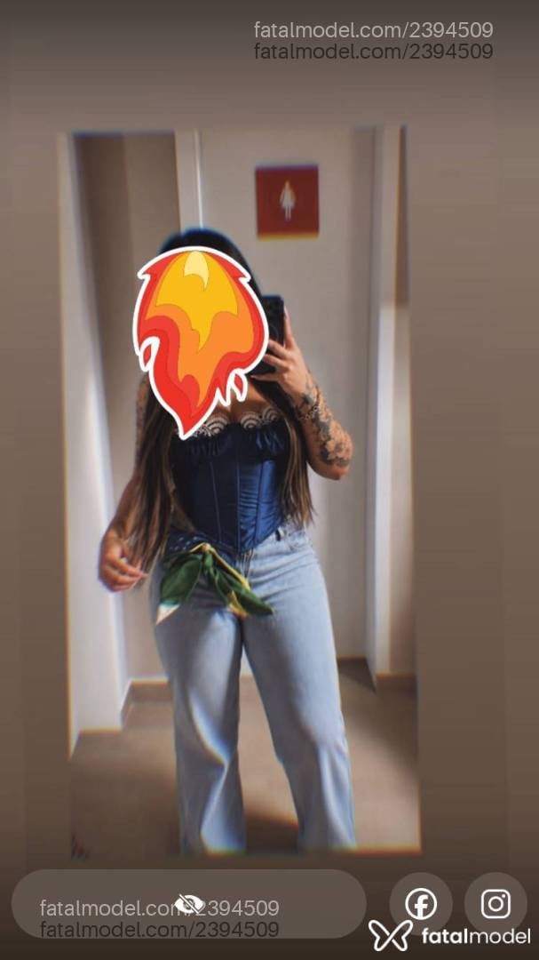 Acompanhante mulher morena (o) de olhos castanhos em Cascavel - Larissa