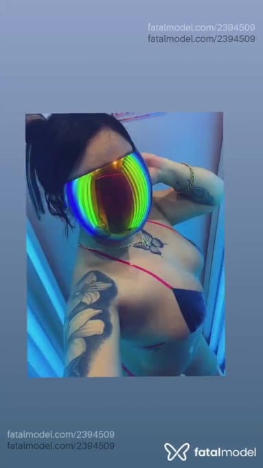 Acompanhante mulher morena (o) de olhos castanhos em Cascavel - Larissa