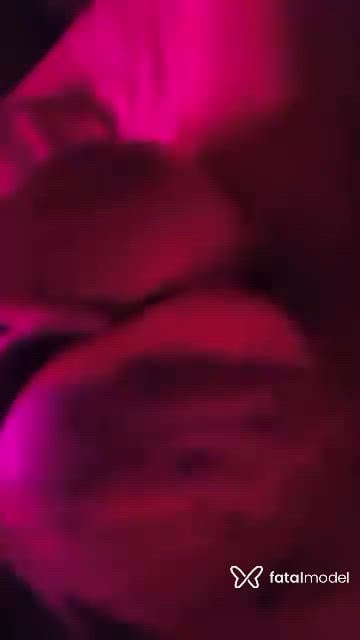 Acompanhante mulher morena (o) de olhos castanhos - Larissa