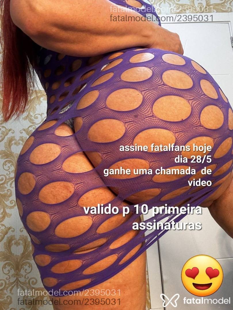 Acompanhante mulher ruiva (o) de olhos castanhos em Virtual - Marcia Allenncar