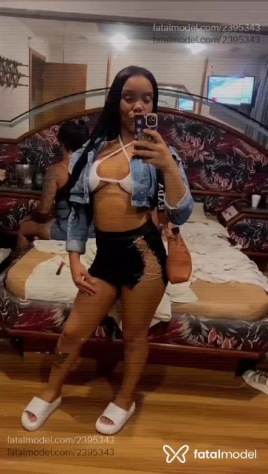 Acompanhante mulher morena (o) de olhos pretos em Rio de Janeiro - Daninhaah