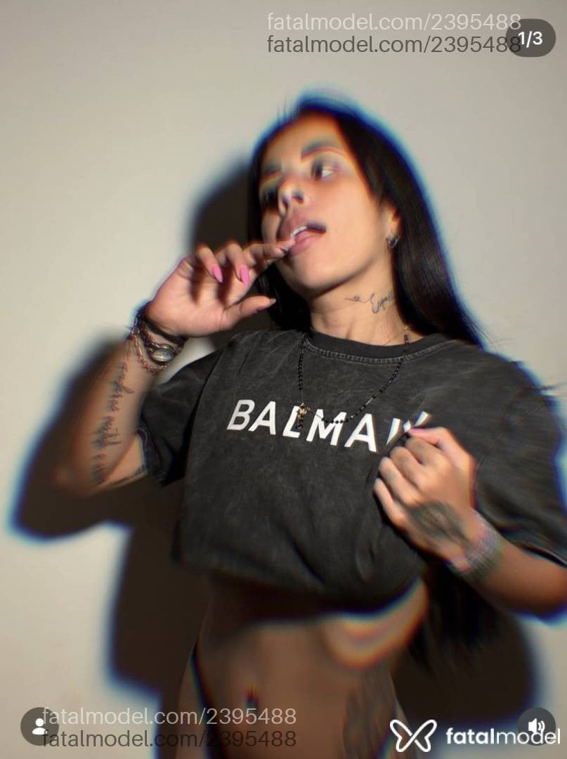 Acompanhante mulher morena (o) de olhos castanhos - Jandira Acompanhante mulher morena (o) de olhos castanhos - Jandira