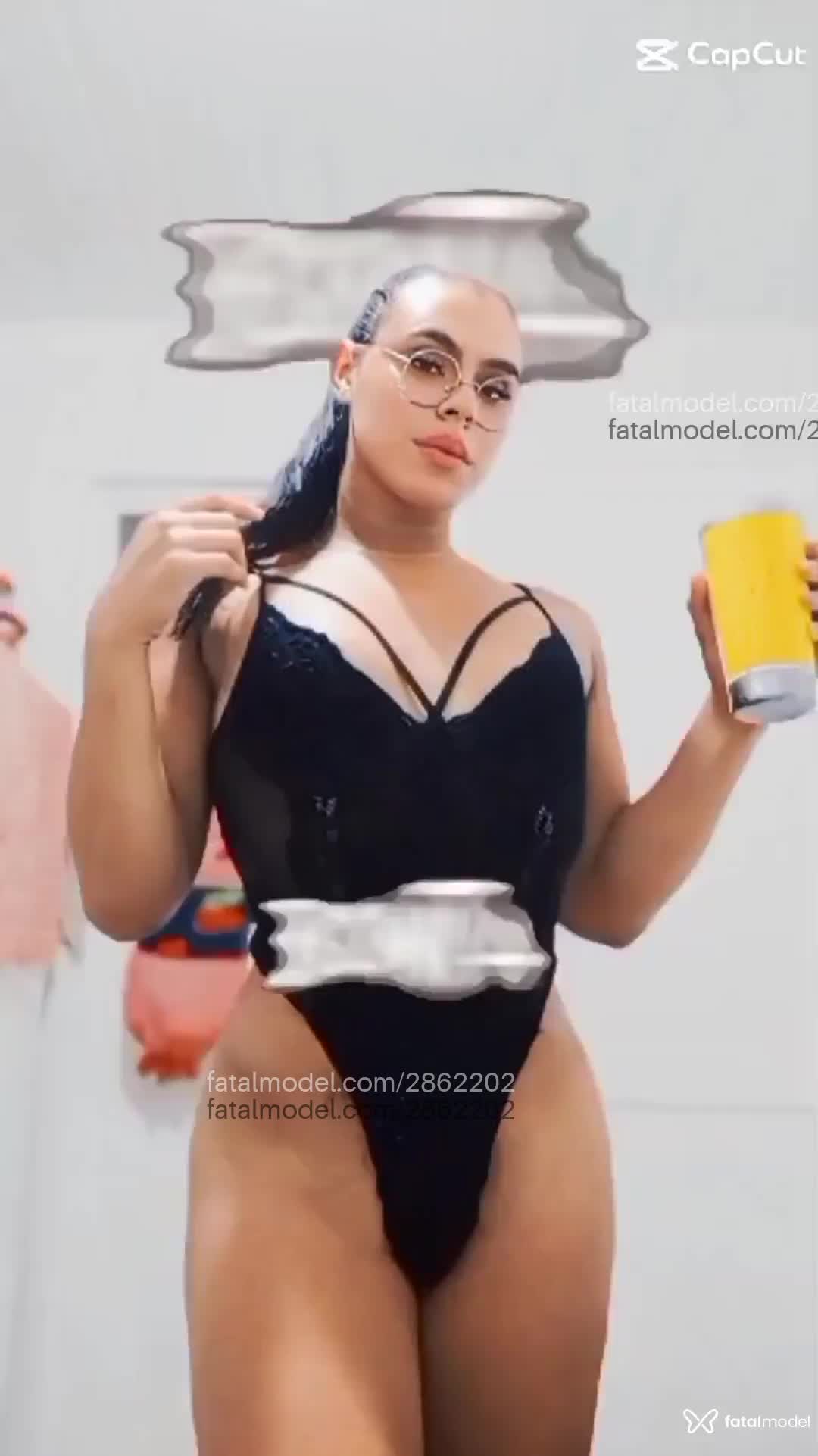 Acompanhante mulher trans com cabelo castanho de olhos castanhos em Fazenda Rio Grande - Gabrielli