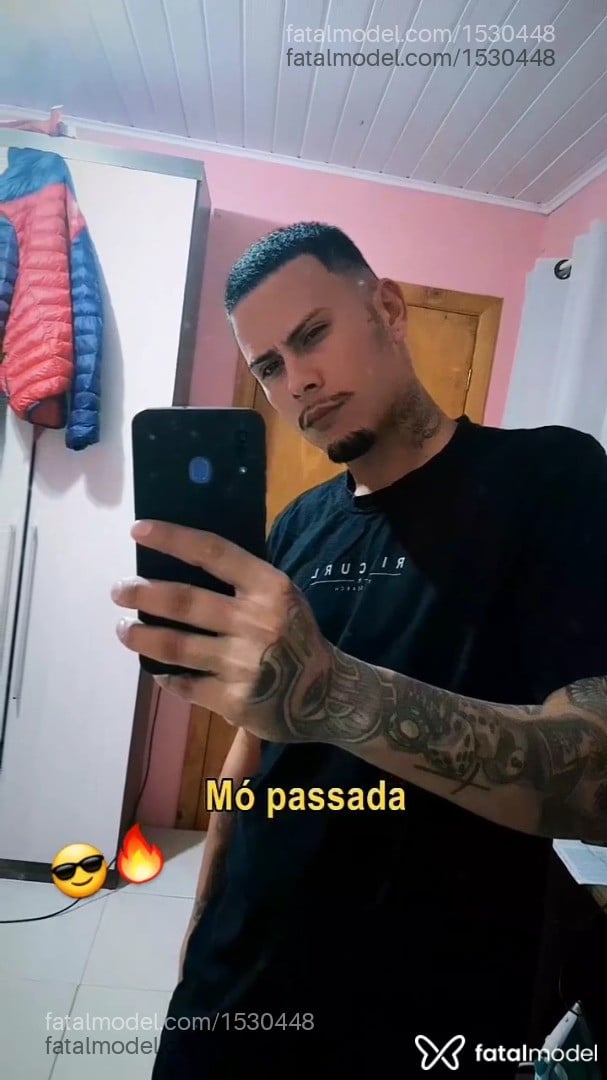 Acompanhante homem morena (o) de olhos castanhos - Soares Acompanhante homem morena (o) de olhos castanhos - Soares