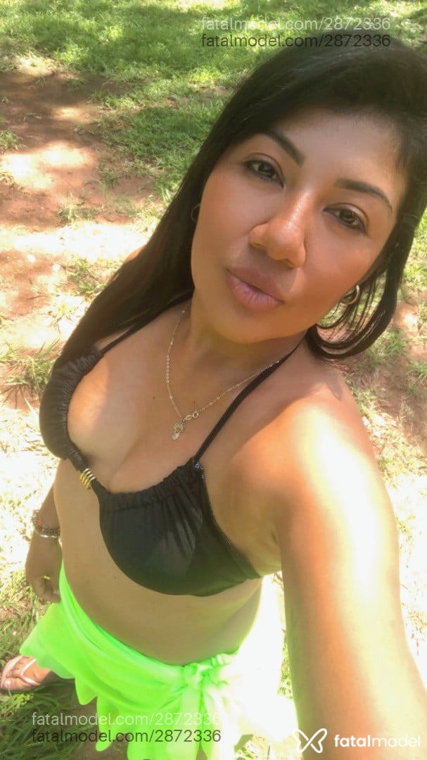 Acompanhante mulher morena (o) de olhos pretos em Tubarão Acompanhante mulher morena (o) de olhos pretos em Tubarão - Mel Cardoso