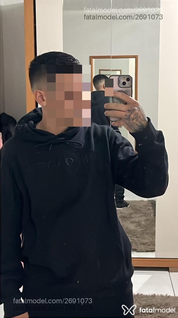 Acompanhante homem morena (o) de olhos pretos em Cascavel - Fael