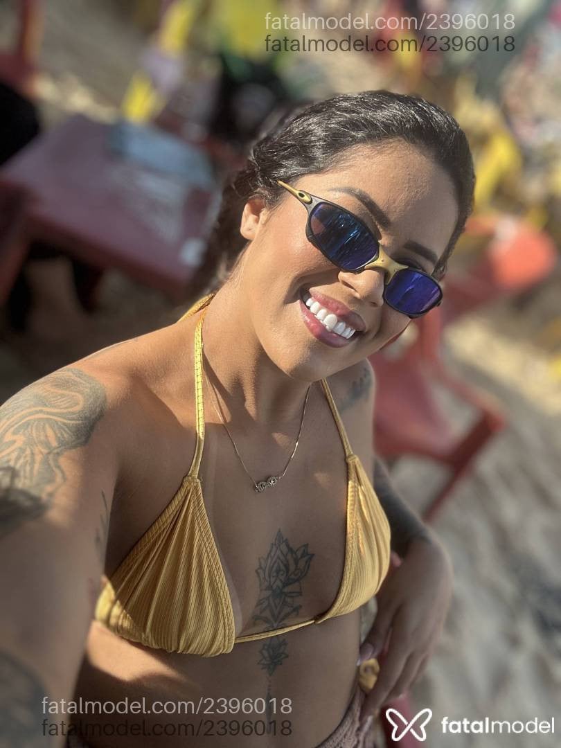 Acompanhante mulher morena (o) de olhos castanhos em Porto Seguro - Penelope