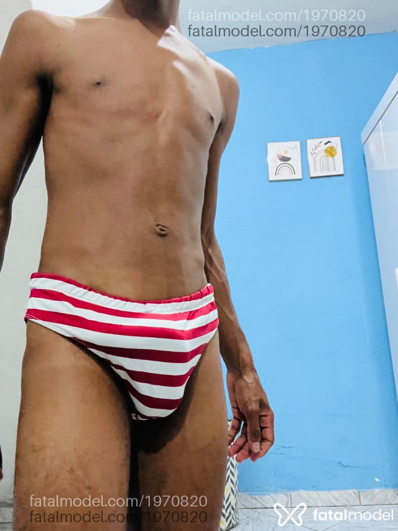Acompanhante homem morena (o) de olhos pretos em Rio de Janeiro - Lucas