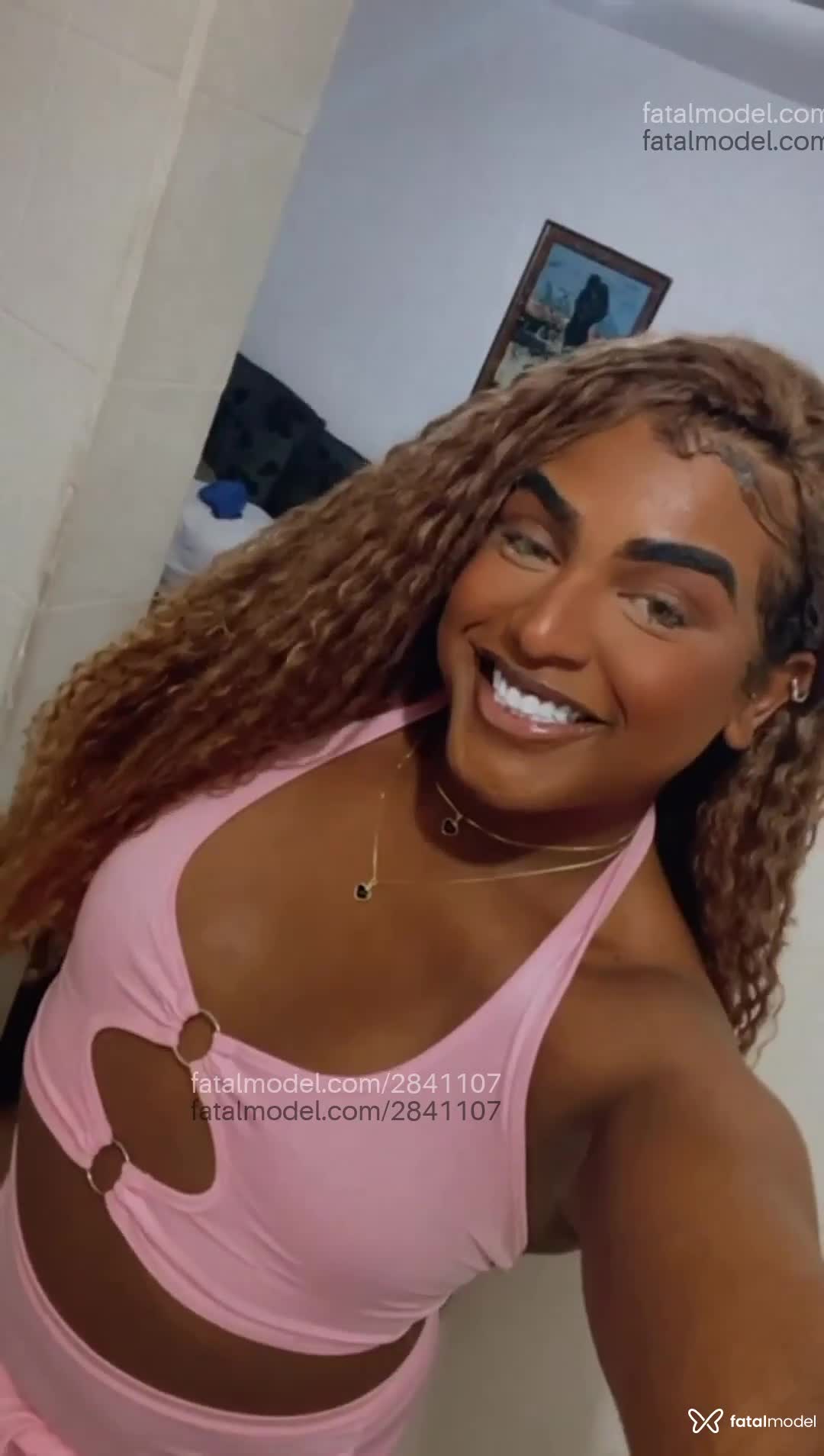 Acompanhante mulher trans com cabelo castanho de olhos mel em Rio de Janeiro - Gionva