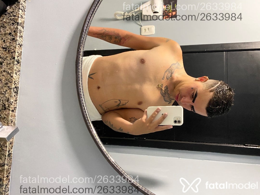 Acompanhante homem com cabelo castanho de olhos mel em Passo Fundo - Fernando