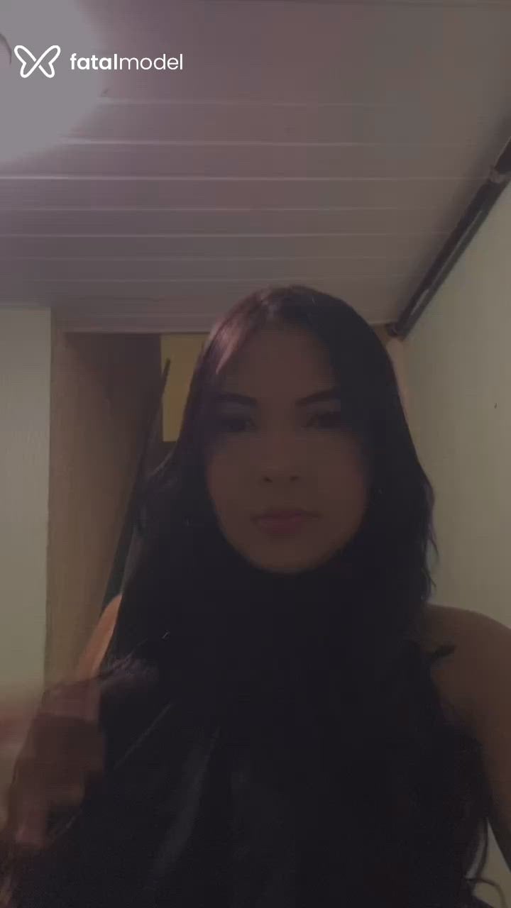Acompanhante mulher morena (o) de olhos castanhos - Livia Acompanhante mulher morena (o) de olhos castanhos - Livia