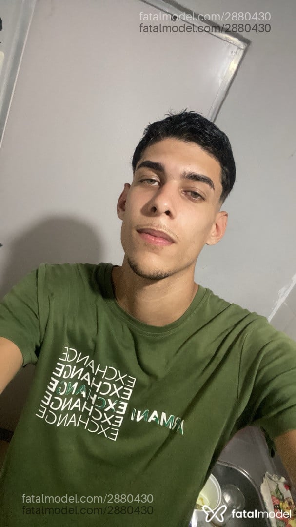 Acompanhante homem morena (o) de olhos verdes em Rio de Janeiro - Cesar