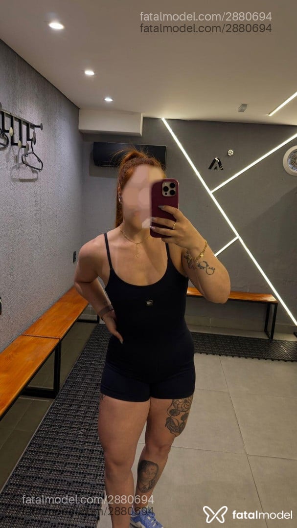 Acompanhante mulher ruiva (o) de olhos mel em Cascavel - Ana Luiza