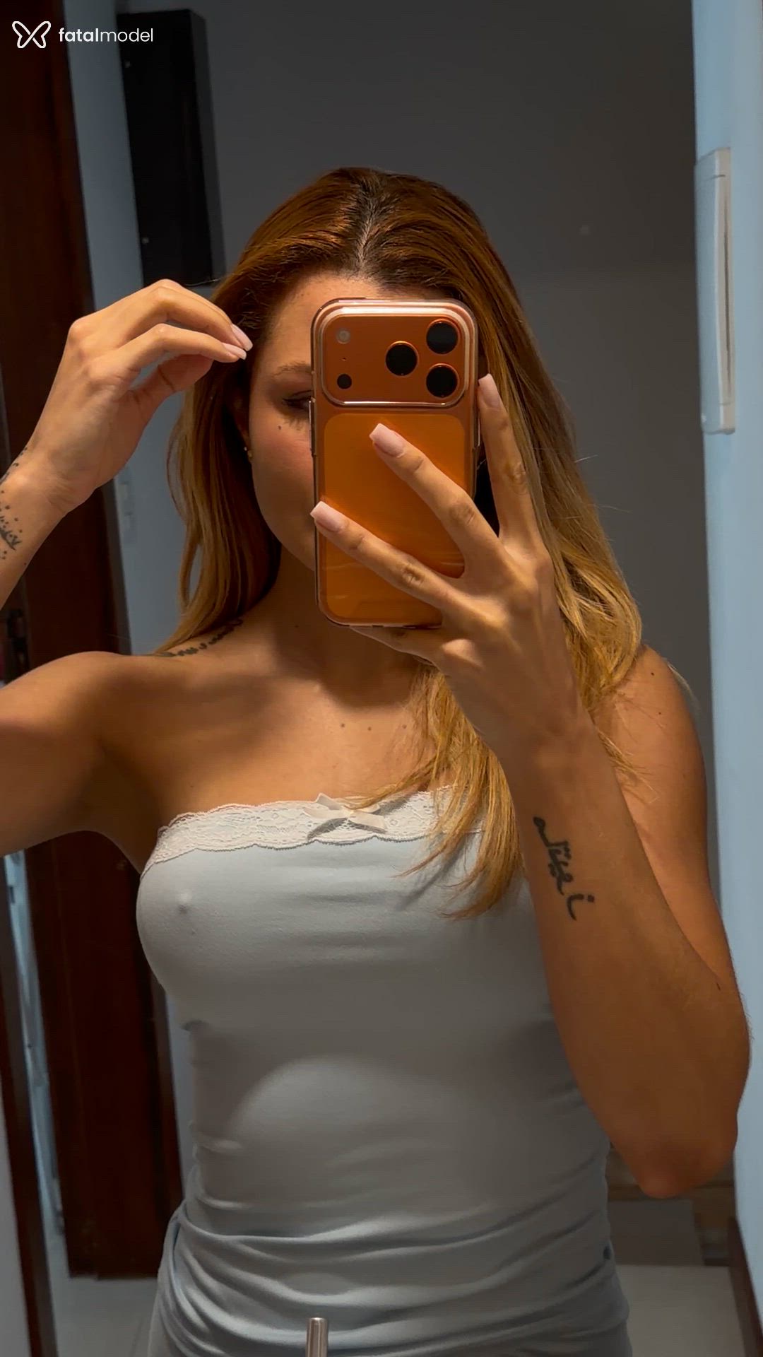 Acompanhante mulher loira (o) de olhos mel em Goiânia Acompanhante mulher loira (o) de olhos mel em Goiânia - Ysa