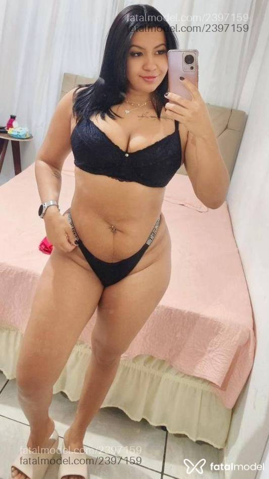 Acompanhante mulher morena (o) de olhos castanhos em Vitória da Conquista - Carol Muniz