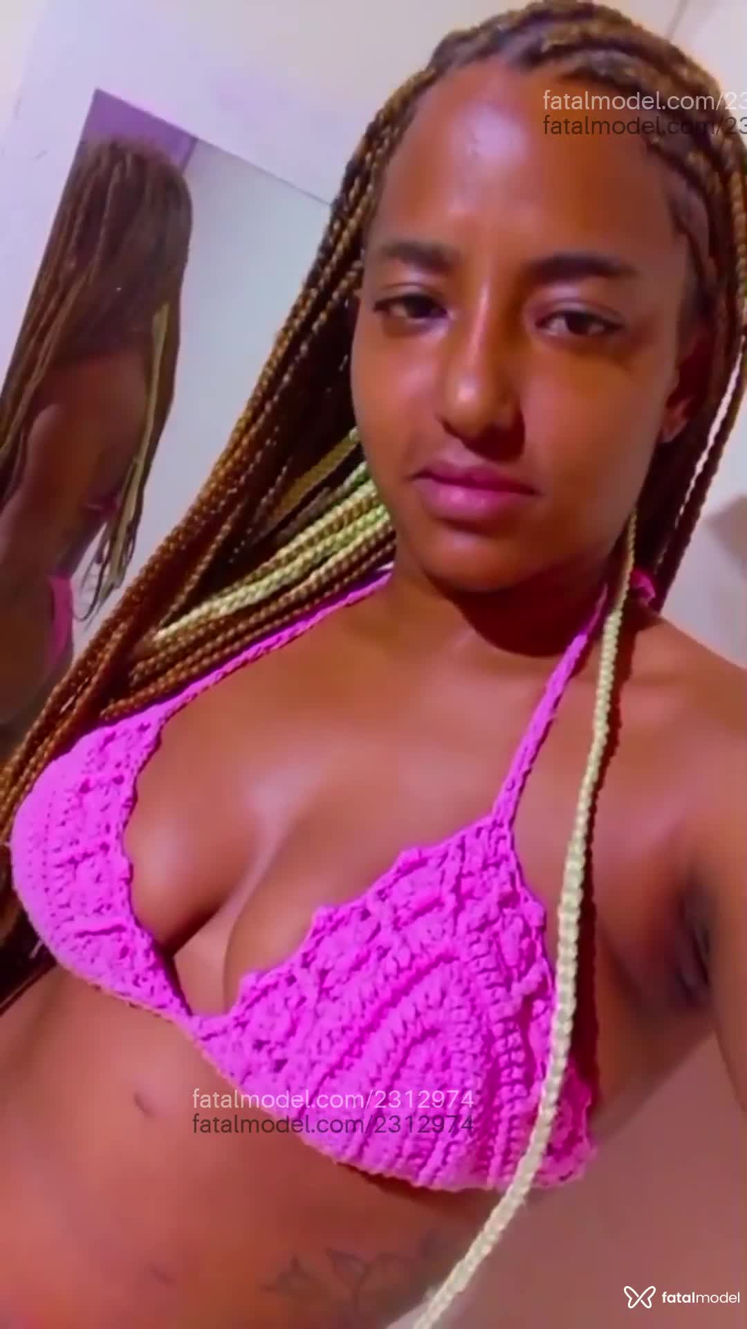Acompanhante mulher loira (o) de olhos pretos em Iturama - Jully