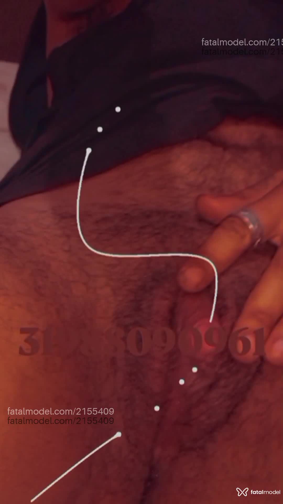 Acompanhante homem trans com cabelo colorido de olhos castanhos em Virtual - Kauã