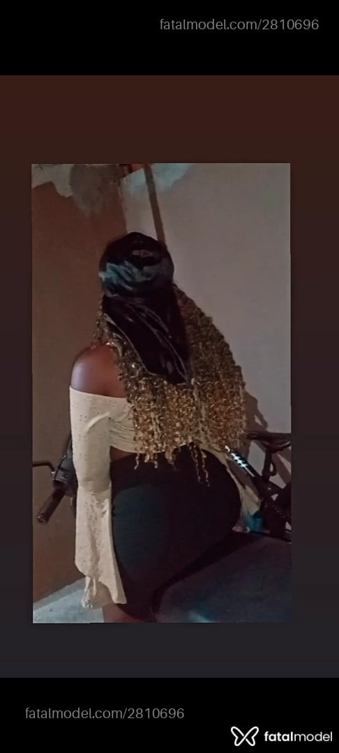 Acompanhante mulher morena (o) de olhos pretos em Itaúna Acompanhante mulher morena (o) de olhos pretos em Itaúna - Tainà