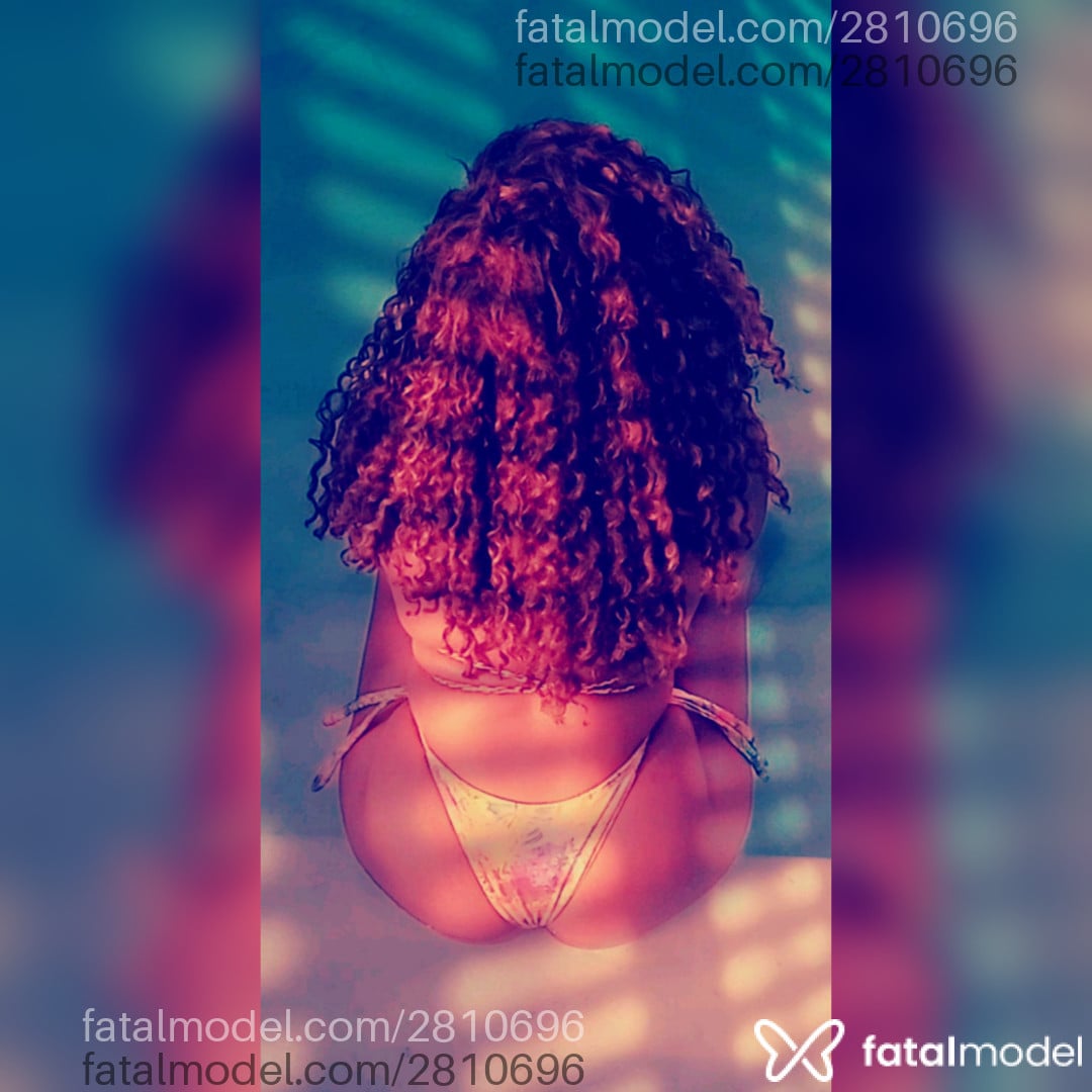 Acompanhante mulher morena (o) de olhos pretos em Itaúna Acompanhante mulher morena (o) de olhos pretos em Itaúna - Tainà