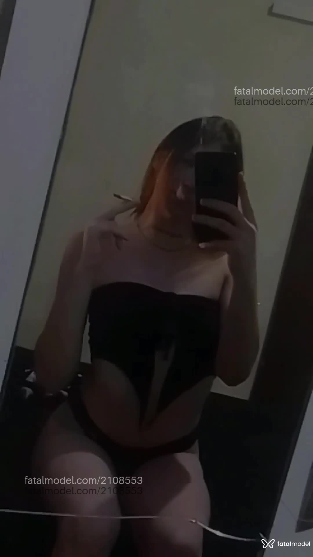 Acompanhante mulher trans ruiva (o) de olhos mel em São Francisco do Sul - Liara