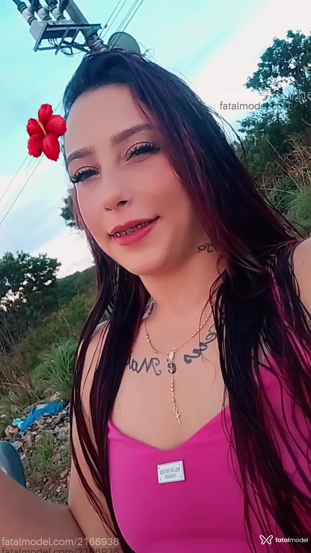 Acompanhante mulher ruiva (o) de olhos castanhos em Goiânia - Larissa