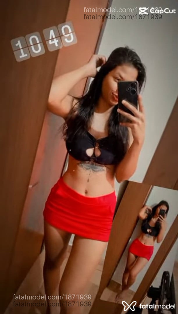 Acompanhante mulher com cabelo castanho de olhos castanhos em Piraí do Sul - Victoria