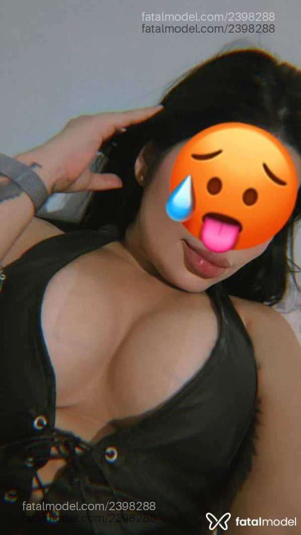 Acompanhante mulher morena (o) de olhos castanhos em Ji-Paraná - Mariana Mia