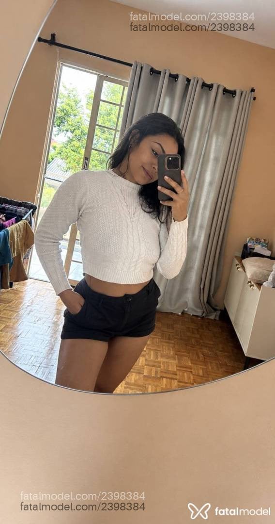 Acompanhante mulher morena (o) de olhos castanhos - Jessica