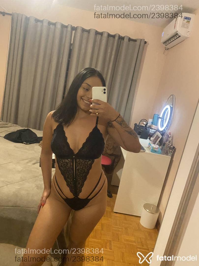 Acompanhante mulher morena (o) de olhos castanhos - Jessica