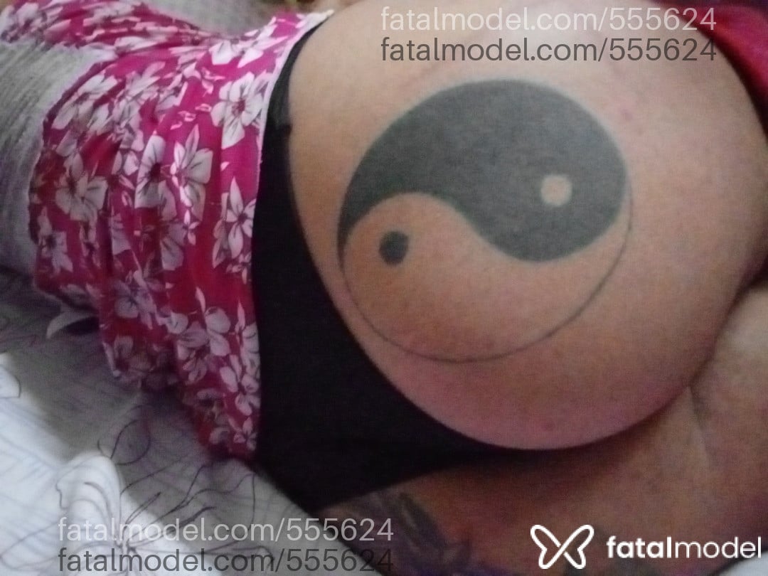 Acompanhante trans morena (o) de olhos castanhos em Santa Juliana - Luana Faria