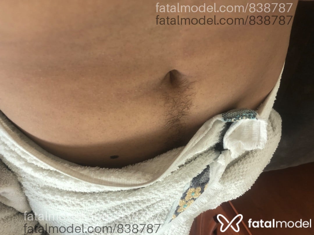 Acompanhante homem com cabelo castanho de olhos castanhos em Goiânia Acompanhante homem com cabelo castanho de olhos castanhos em Goiânia - Jhon