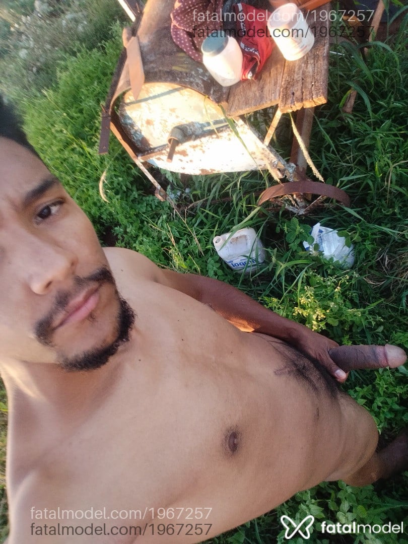 Acompanhante homem morena (o) de olhos pretos em Virtual - Dinei