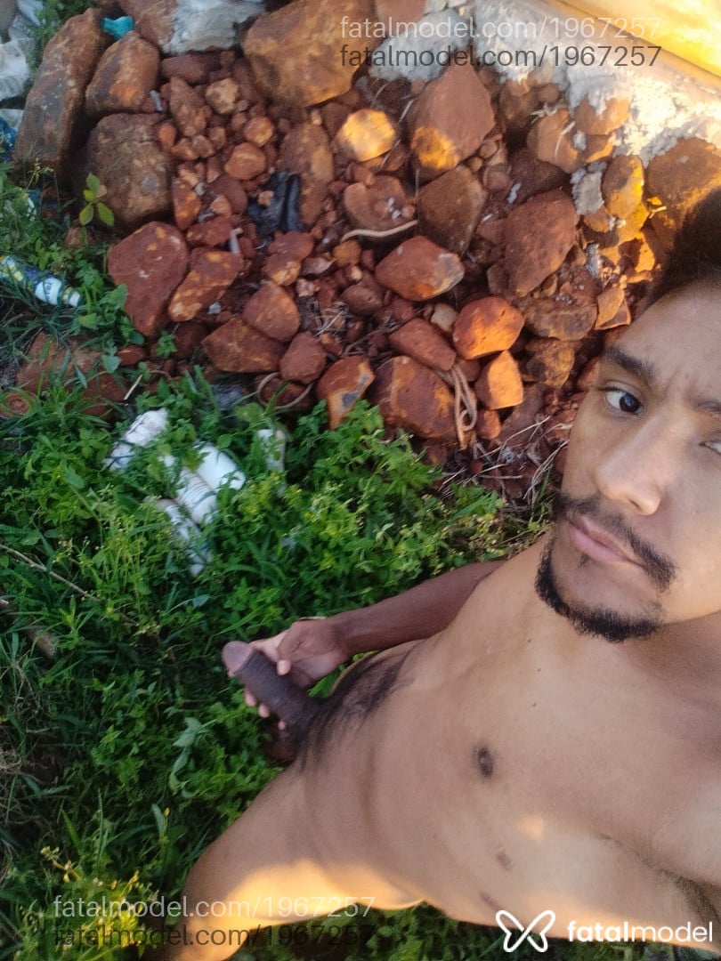 Acompanhante homem morena (o) de olhos pretos em Virtual - Dinei