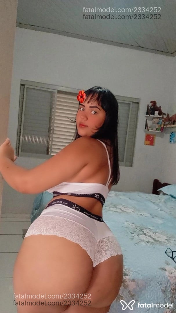 Acompanhante mulher com cabelo castanho de olhos castanhos em Guararapes Acompanhante mulher com cabelo castanho de olhos castanhos em Guararapes - Vitoria Miguel