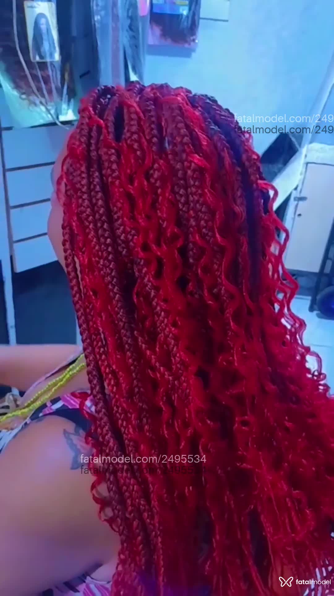 Acompanhante mulher com cabelo colorido de olhos castanhos em São Paulo - Nany Markez