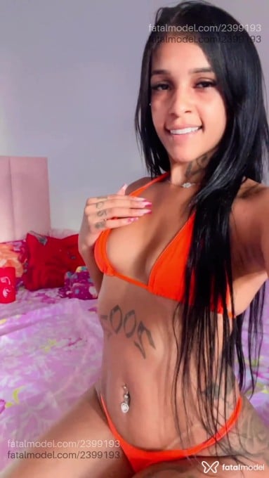 Acompanhante mulher morena (o) de olhos pretos em Caldas Novas Acompanhante mulher morena (o) de olhos pretos em Caldas Novas - Fernanda