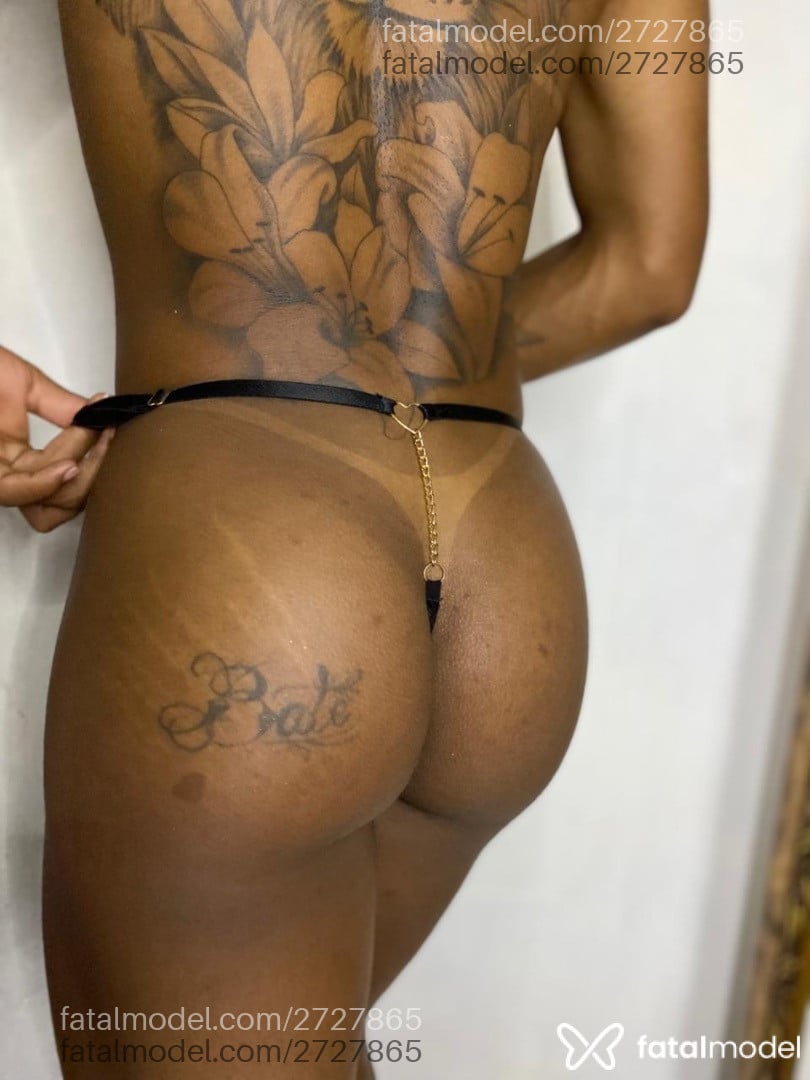Acompanhante mulher trans morena (o) de olhos castanhos em Toritama - Danielly Soares
