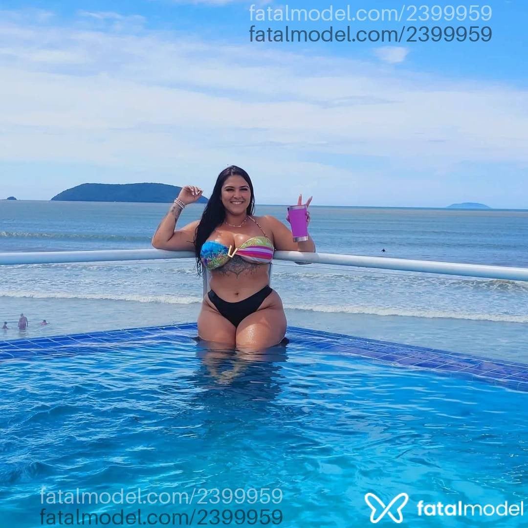 Acompanhante mulher morena (o) de olhos castanhos - Luiza Campos