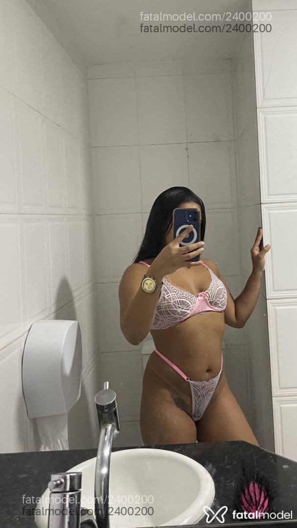 Acompanhante mulher morena (o) de olhos castanhos em Salvador - Lorena