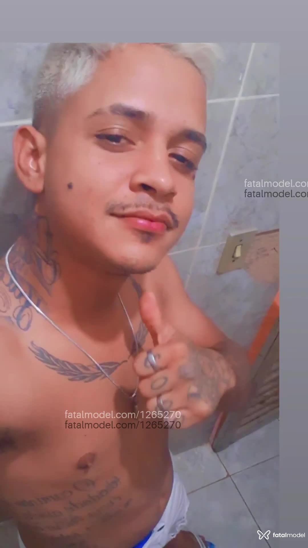 Acompanhante homem loira (o) de olhos castanhos em Juazeiro do Norte Acompanhante homem loira (o) de olhos castanhos em Juazeiro do Norte - Felipe Silva